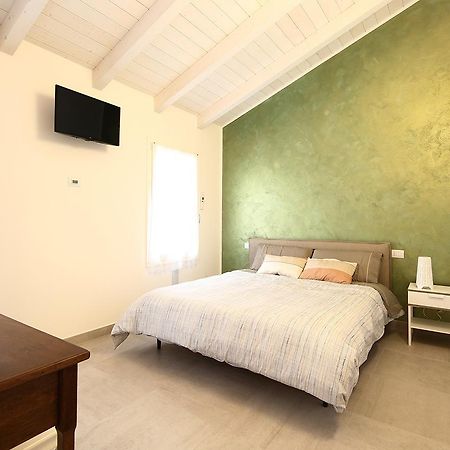 Bed And Breakfast Elmira Modena Exterior foto